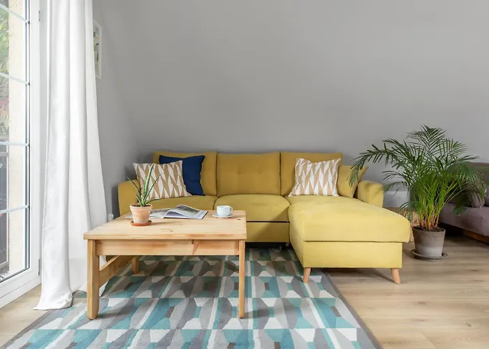 Apartament Urokliwy Na Poddaszu W Gdańsku *