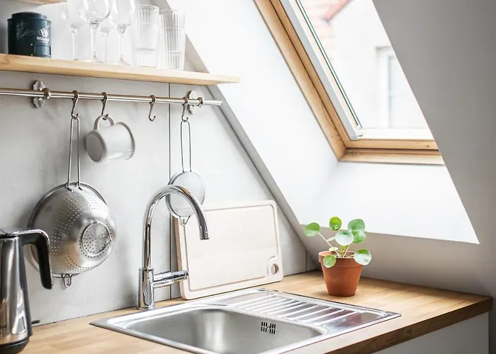 Apartament Urokliwy Na Poddaszu W Gdańsku *